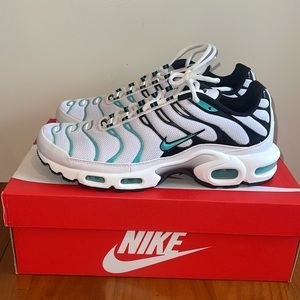 New Air Max Plus